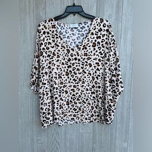 Adrienne Leopard V-Neck Oversized Batwing Blouse Size Medium